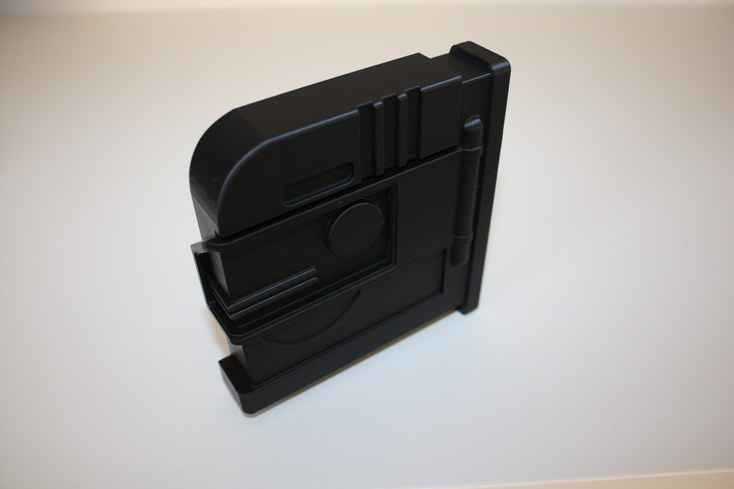 Fennec Shand Hip Box (available as a functional card box)