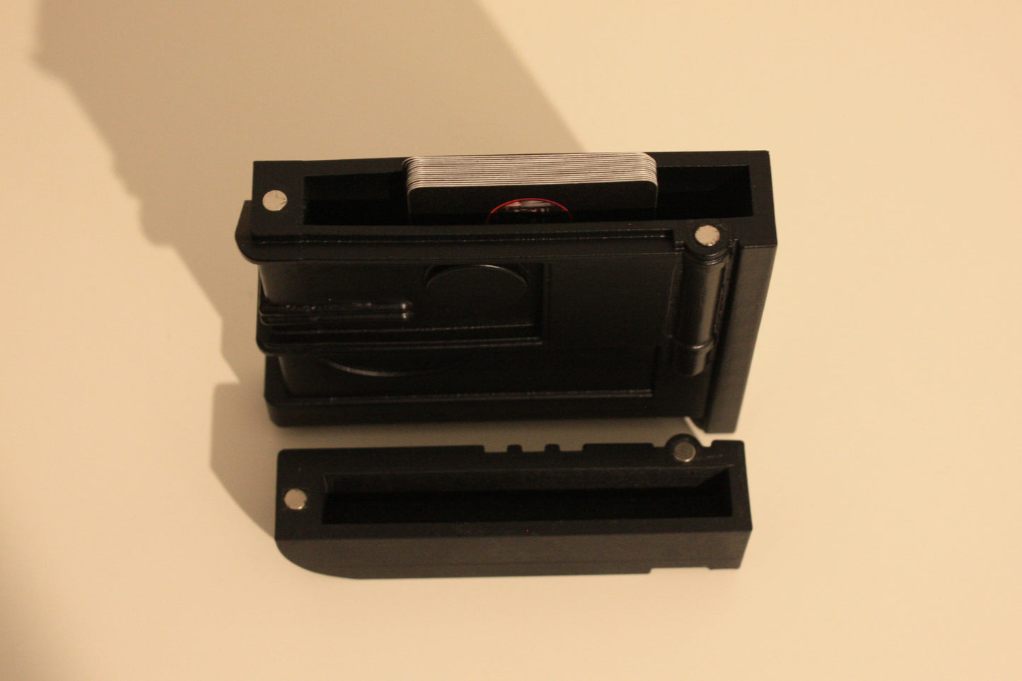 Fennec Shand Hip Box (available as a functional card box)